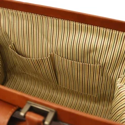 Doctor Leather bag