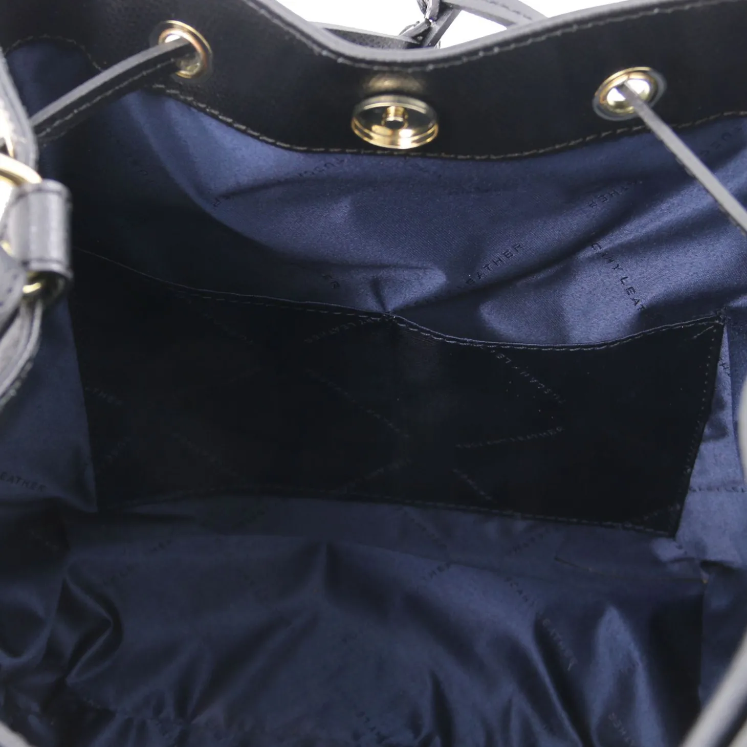Leather Bucket bag