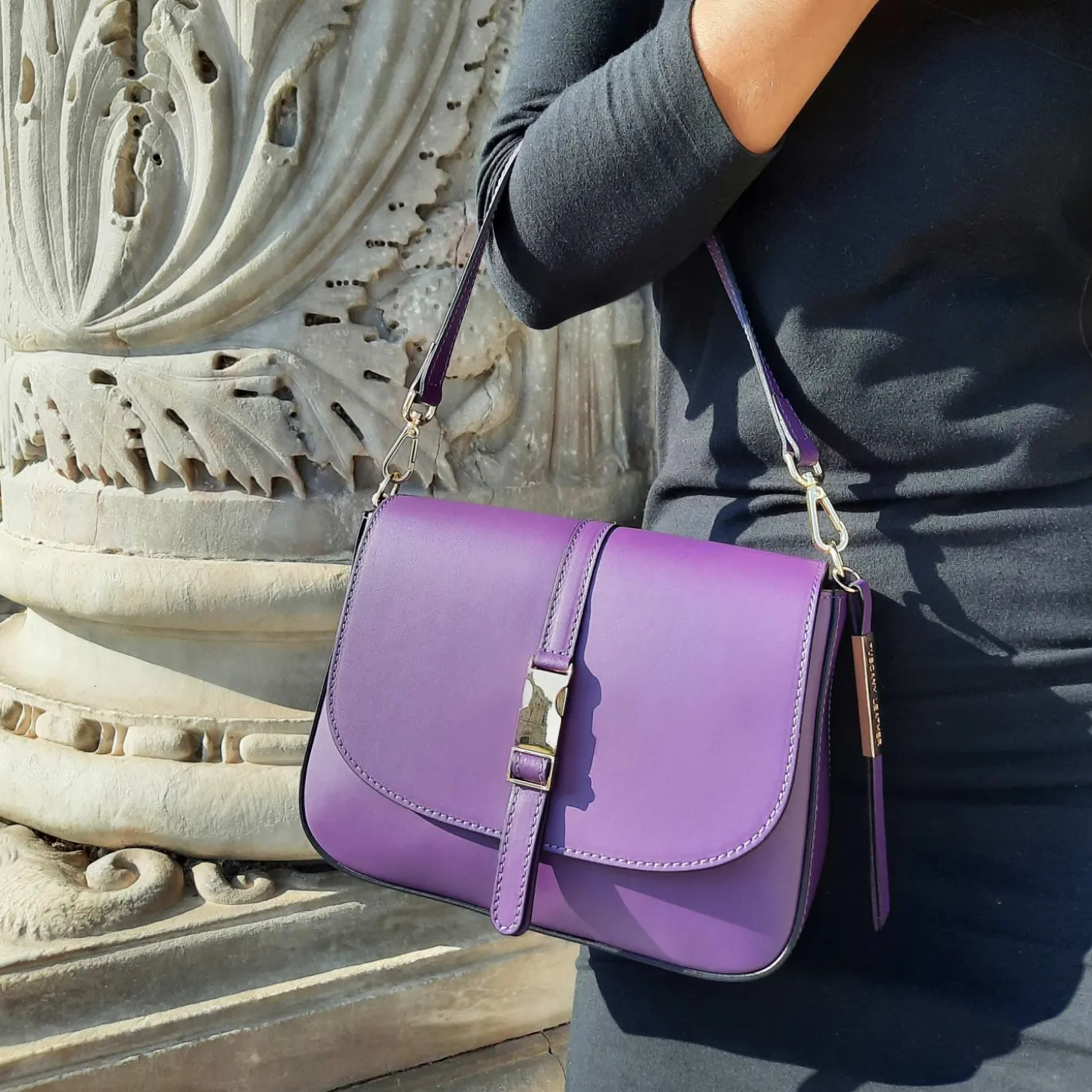 Leather Shoulder bag